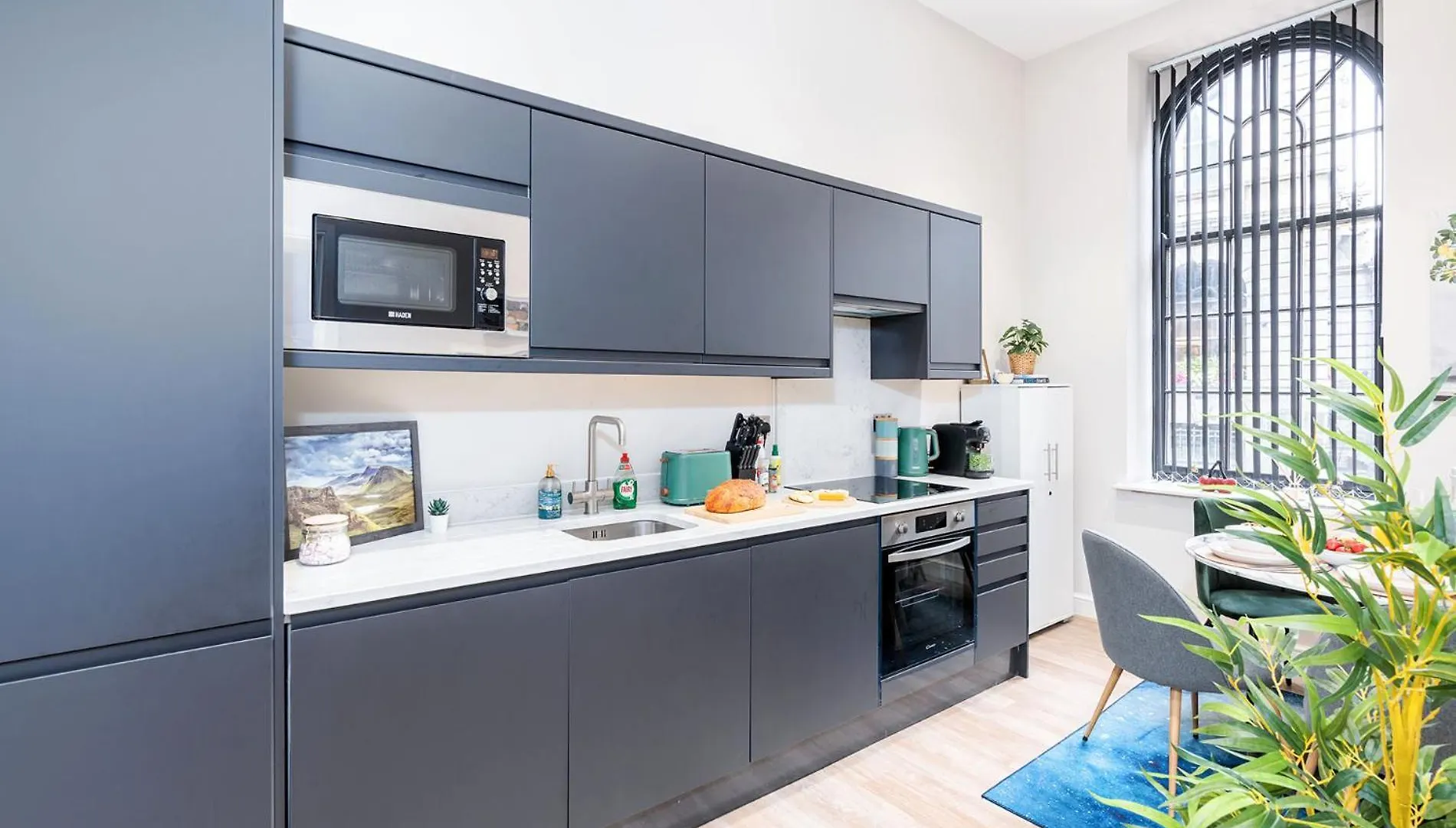 Beautiful Apartment & Central Location & King Size Bed Leeds  Großbritannien